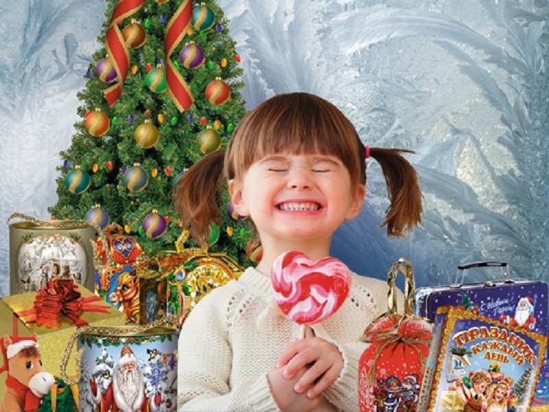 Порядок выдачи бесплатных новогодних подарков детям